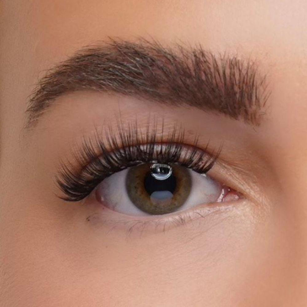 Fake But Natural looking Eye Lash Extension